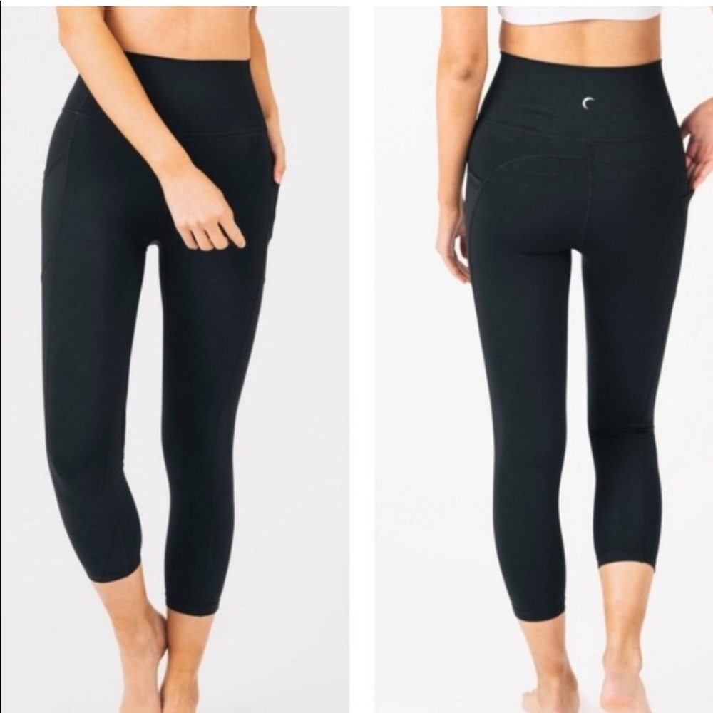 ZYIA ACTIVE Black Cropped Pocket Brilliant High Rise Leggings